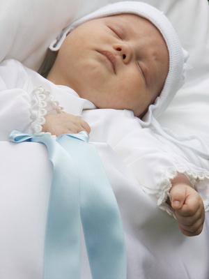 Taufe - Bild von Cornelia Menichelli, Pixelio Taufe - Bild von Cornelia Menichelli, Pixelio