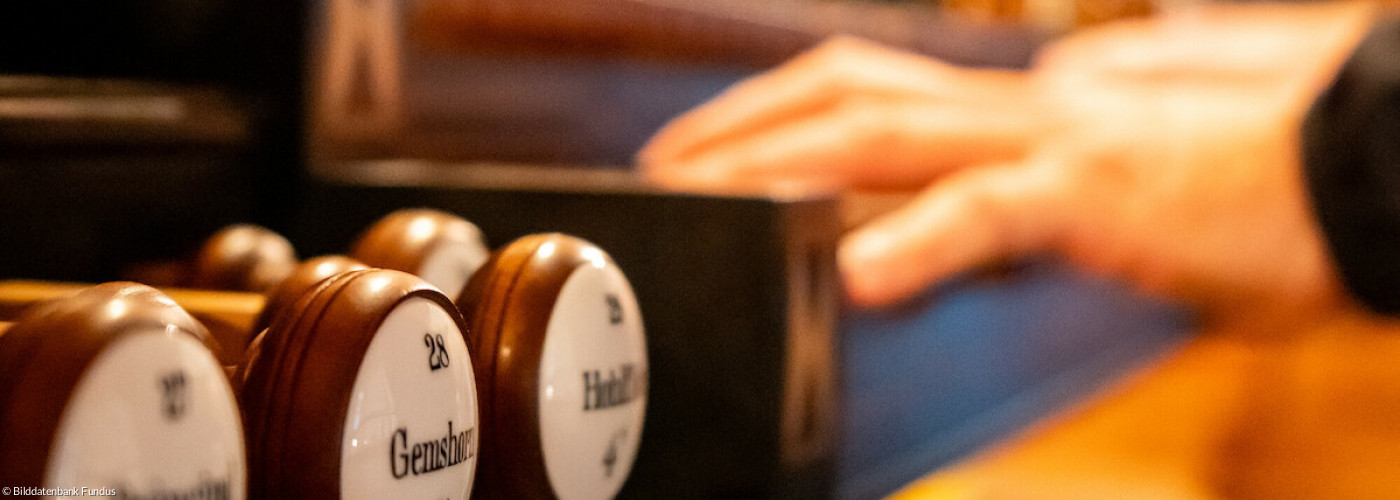 Orgel spielen