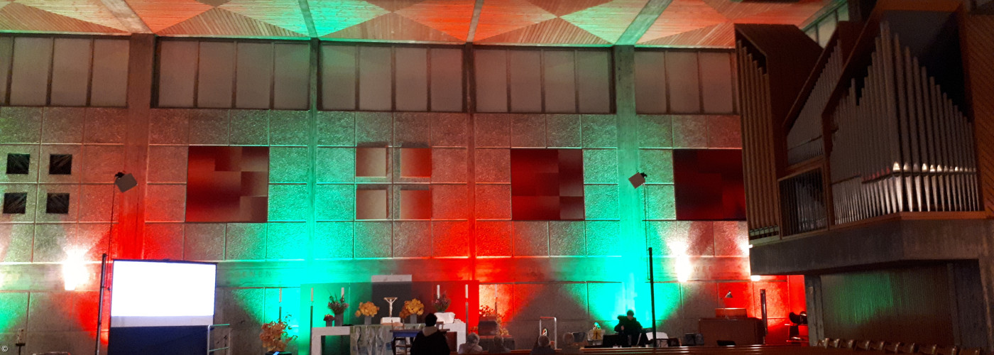 Christuskirche innen 