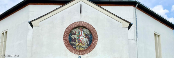 Blick auf Eingang Lutherkirche